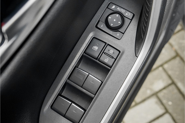 Toyota RAV4 2.5 Hybrid AWD Executive Leder Camera Trekhaak 19"