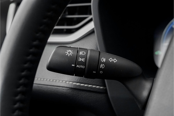 Toyota RAV4 2.5 Hybrid AWD Executive Leder Camera Trekhaak 19"
