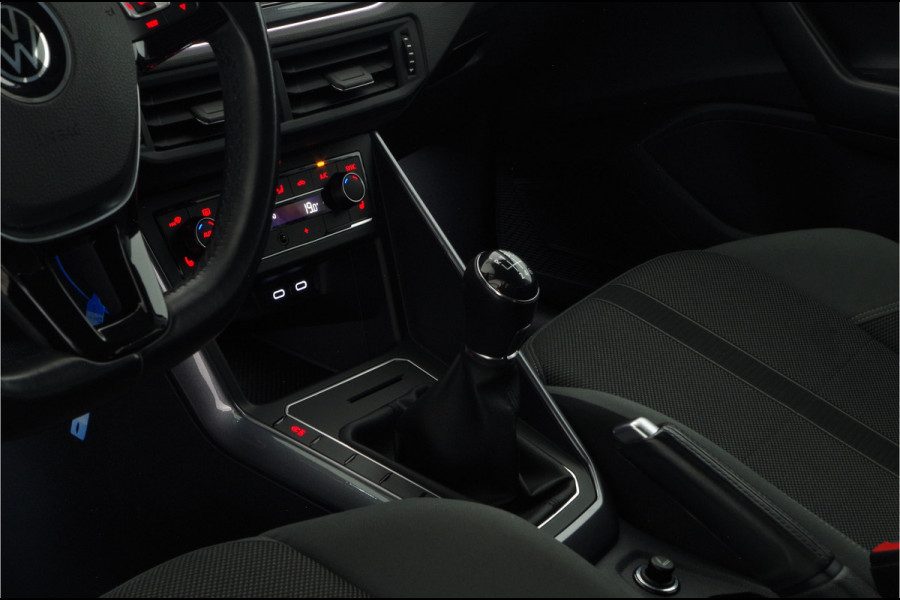 Volkswagen Polo 1.0 TSI > 110pk/Zeer netjes!/All season banden/Stoelverwarming/Digitale cockpit