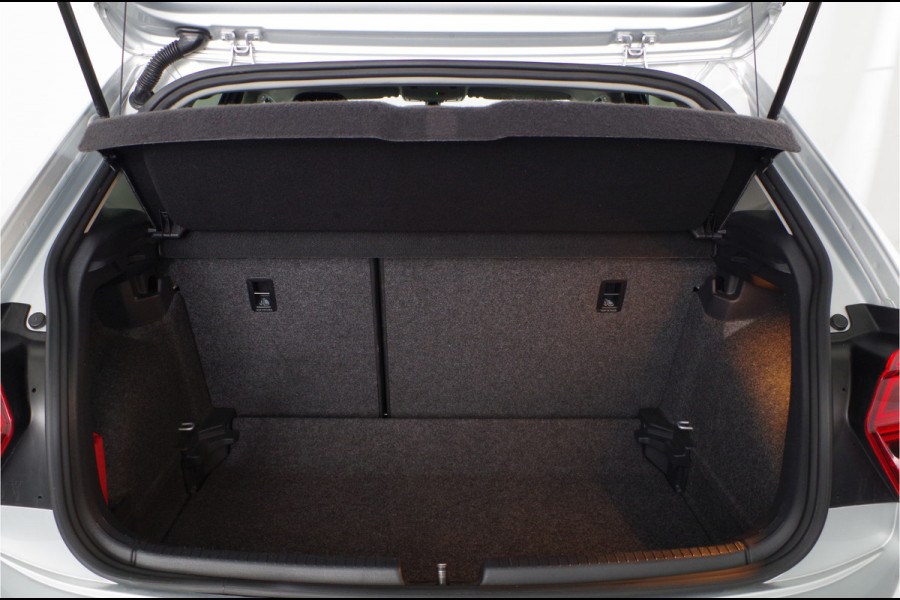 Volkswagen Polo 1.0 TSI > 110pk/Zeer netjes!/All season banden/Stoelverwarming/Digitale cockpit