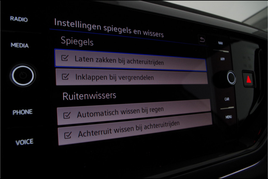 Volkswagen Polo 1.0 TSI > 110pk/Zeer netjes!/All season banden/Stoelverwarming/Digitale cockpit