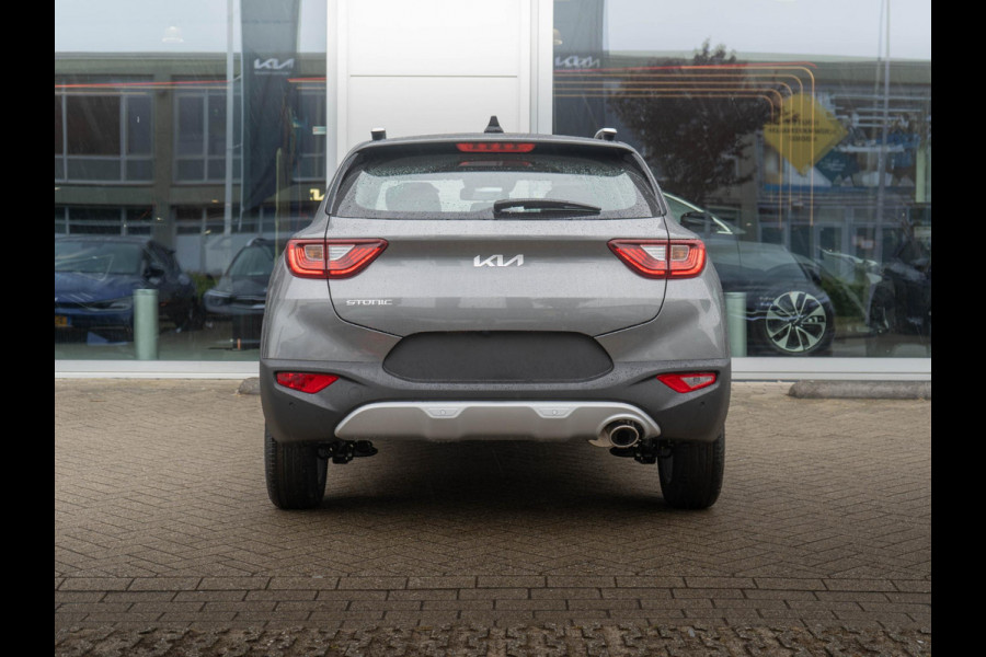 Kia Stonic 1.0 T-GDi MHEV DynamicLine ANWB Private Lease v.a € 364 | Navigatie | PDC |