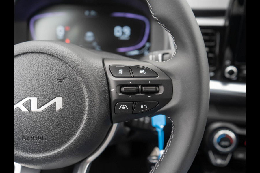 Kia Stonic 1.0 T-GDi MHEV DynamicLine ANWB Private Lease v.a € 364 | Navigatie | PDC |