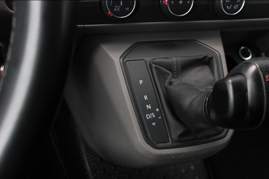 Volkswagen Transporter 2.0 TDI L2H1 150PK JB-EDITION DSG / PDC / VERLAGINGSVEREN / LEDEREN BEKLEDING / FULL / APPLE CARPLAY / NAVI