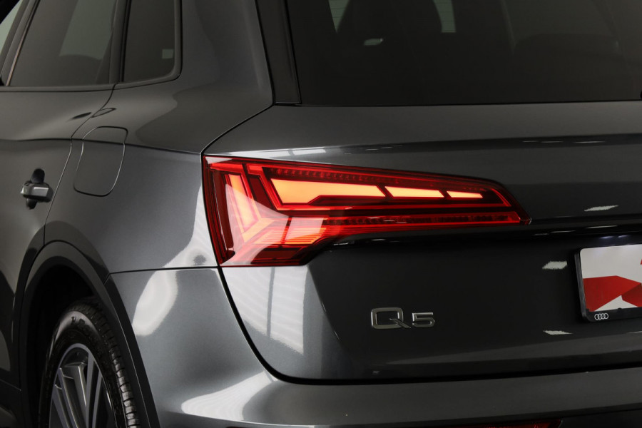 Audi Q5 55 TFSI e quattro Competition 367pk Plug in Hybrid | Panoramadak | Luchtvering | Diamond stitching leder interieur | Trekhaak | Stoelverwarming