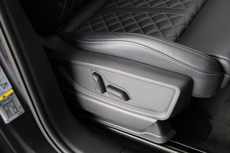Audi Q5 55 TFSI e quattro Competition 367pk Plug in Hybrid | Panoramadak | Luchtvering | Diamond stitching leder interieur | Trekhaak | Stoelverwarming