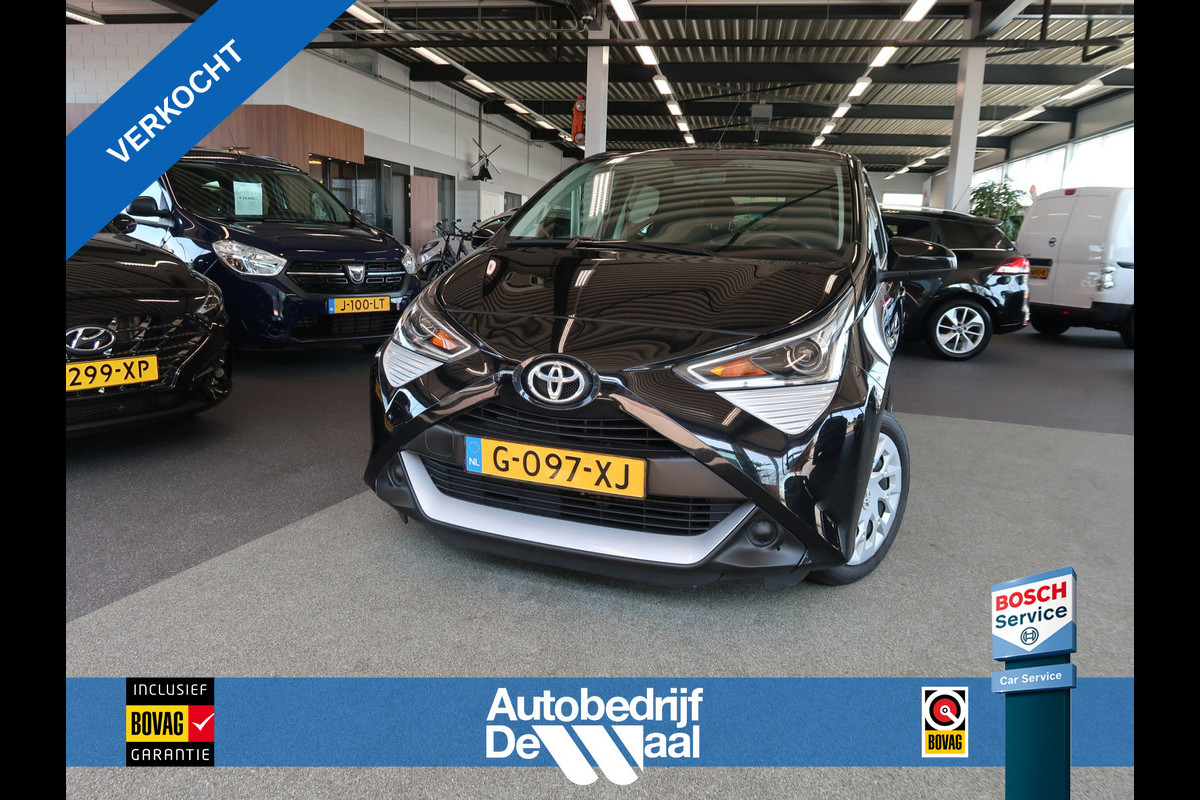 Toyota Aygo 1.0 VVT-i X-Play 5-drs. CAMERA/CARPLAY/AIRCO/LIMITER Toyota Aygo 1.0 VVT-i X-Play 5-drs. CAMERA/CARPLAY/AIRCO/LIMITER