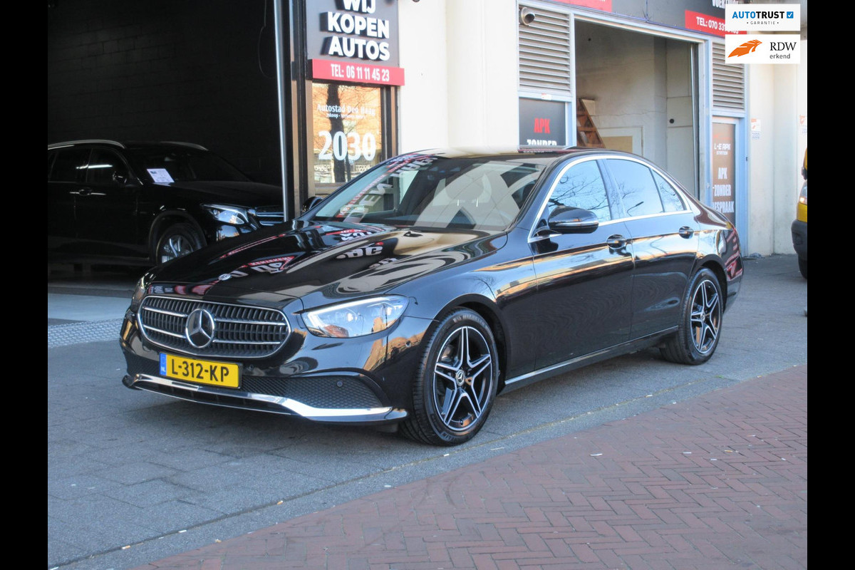 Mercedes-Benz E-Klasse E220 d Widescreen Camera Distronic Mercedes-Benz E-Klasse E220 d Widescreen Camera Distronic