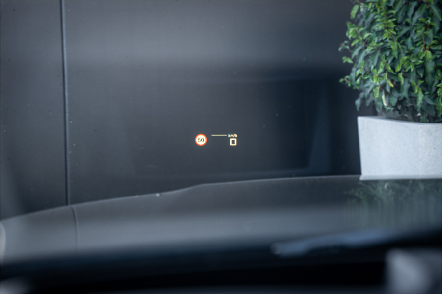 BMW M4 4-serie Coupé Competition - Panorama | H&K | Memory | 360 Camera | HUD