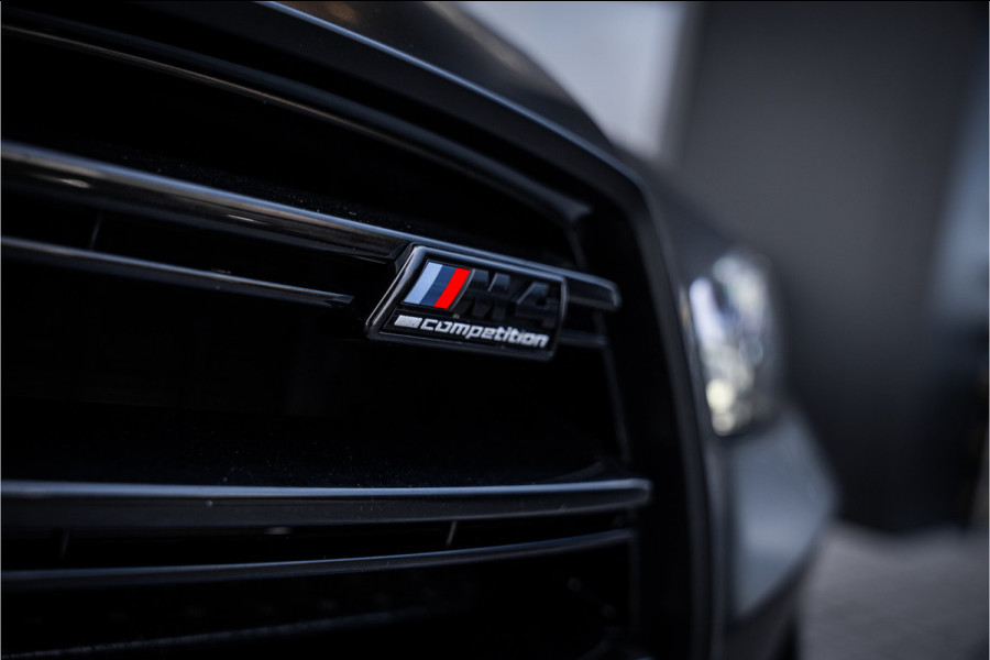 BMW M4 4-serie Coupé Competition - Panorama | H&K | Memory | 360 Camera | HUD