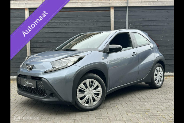 Toyota Aygo X 1.0 VVT-i S-CVT AUTOMAAT Envy Clima / Camera / Carplay / 14.315 KM / nov 2024!!!