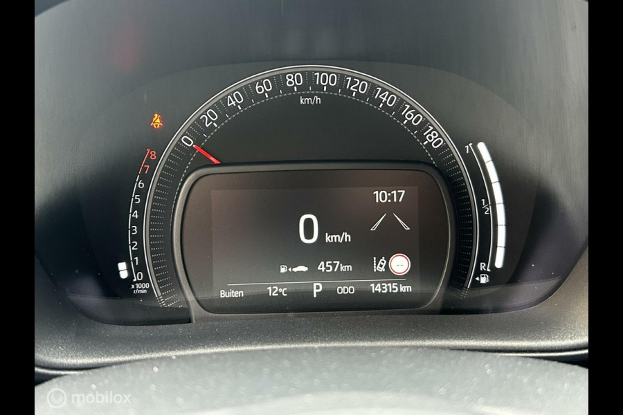 Toyota Aygo X 1.0 VVT-i S-CVT AUTOMAAT Envy Clima / Camera / Carplay / 14.315 KM / nov 2024!!!