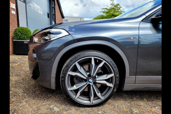 BMW X2 2.0i M-sport xDrive, Panorama, HUD, Harman Kardon