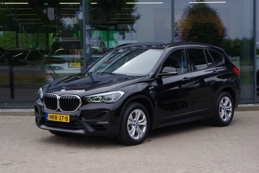 BMW X1 xDrive25e eDrive Edition 222 PK PHEV, Panoramadak, Trekhaak, Camera, LED Koplampen, Cruise Control