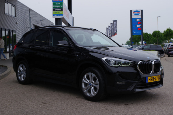 BMW X1 xDrive25e eDrive Edition 222 PK PHEV, Panoramadak, Trekhaak, Camera, LED Koplampen, Cruise Control