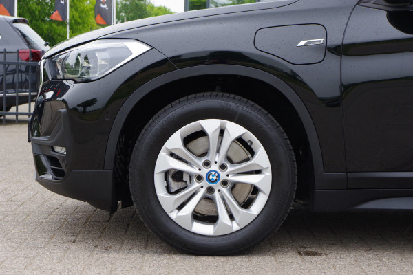 BMW X1 xDrive25e eDrive Edition 222 PK PHEV, Panoramadak, Trekhaak, Camera, LED Koplampen, Cruise Control