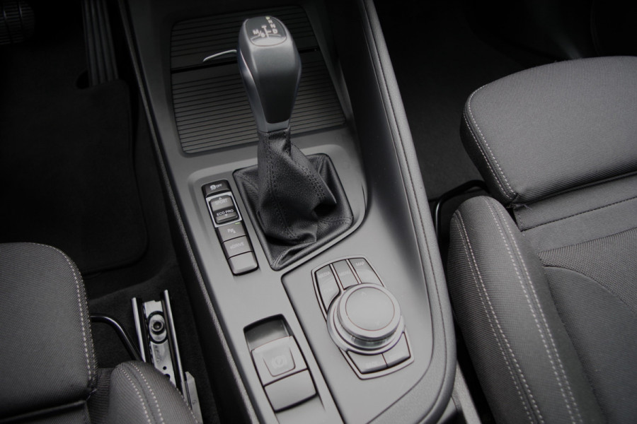 BMW X1 xDrive25e eDrive Edition 222 PK PHEV, Panoramadak, Trekhaak, Camera, LED Koplampen, Cruise Control