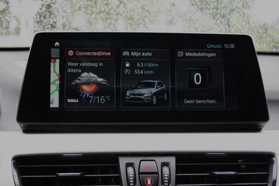 BMW X1 xDrive25e eDrive Edition 222 PK PHEV, Panoramadak, Trekhaak, Camera, LED Koplampen, Cruise Control