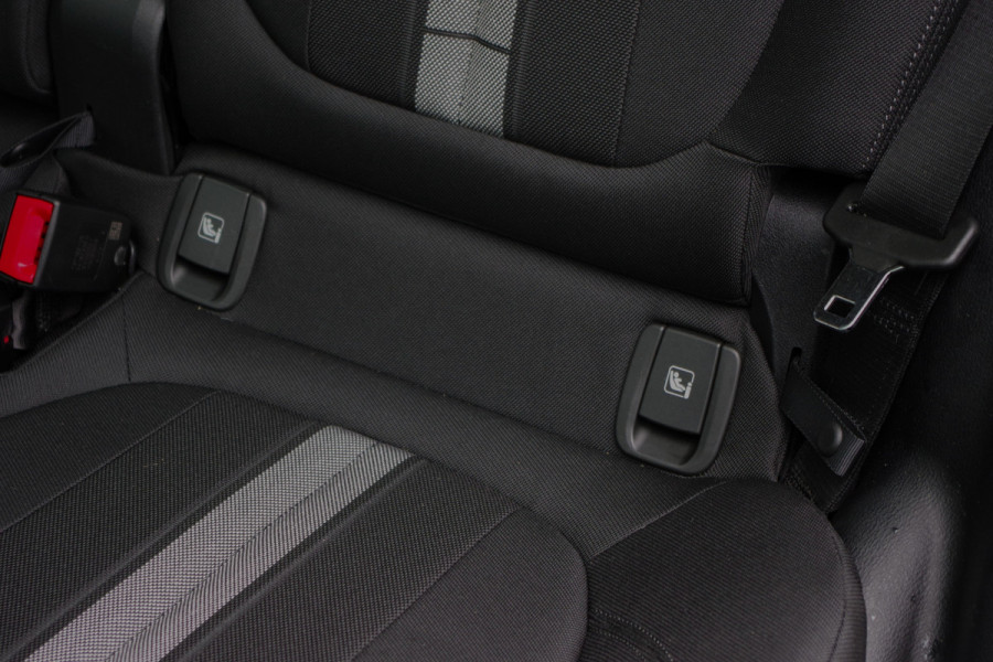 BMW X1 xDrive25e eDrive Edition 222 PK PHEV, Panoramadak, Trekhaak, Camera, LED Koplampen, Cruise Control