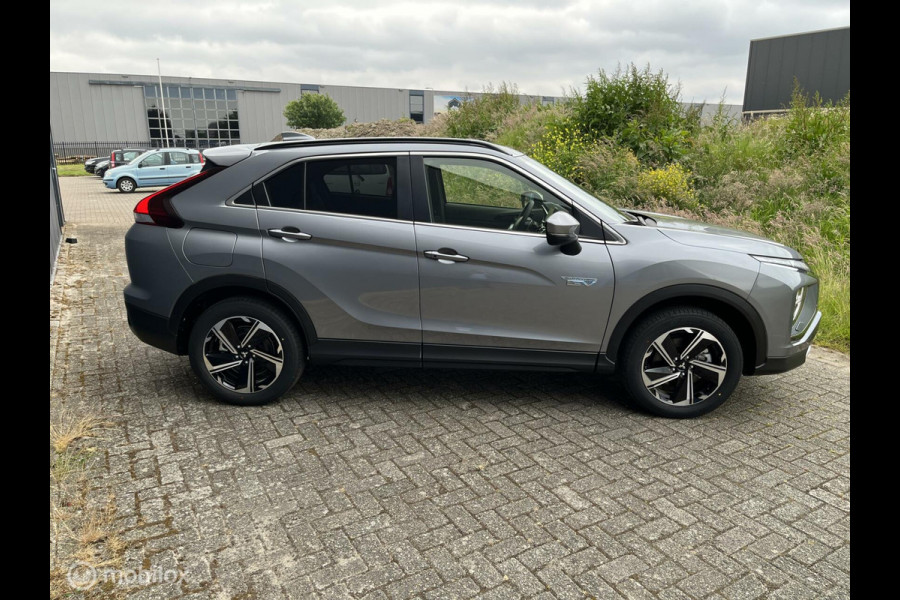 Mitsubishi Eclipse Cross 2.4 PHEV Intense+