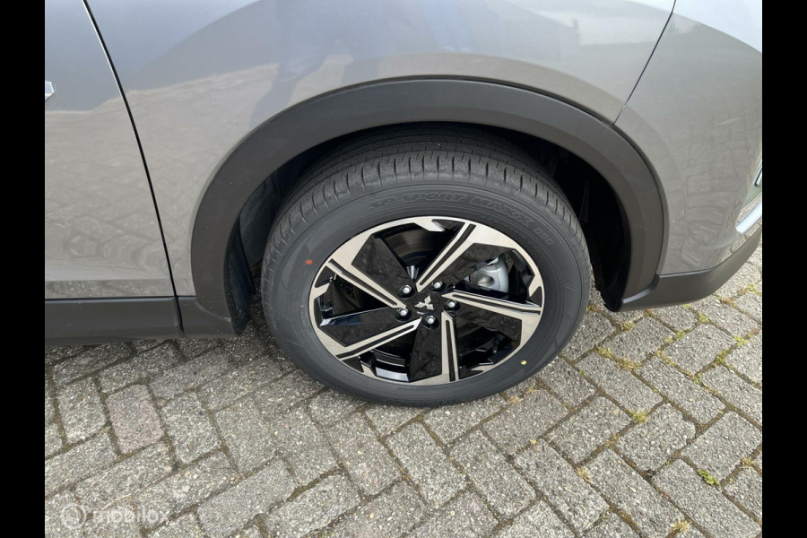 Mitsubishi Eclipse Cross 2.4 PHEV Intense+