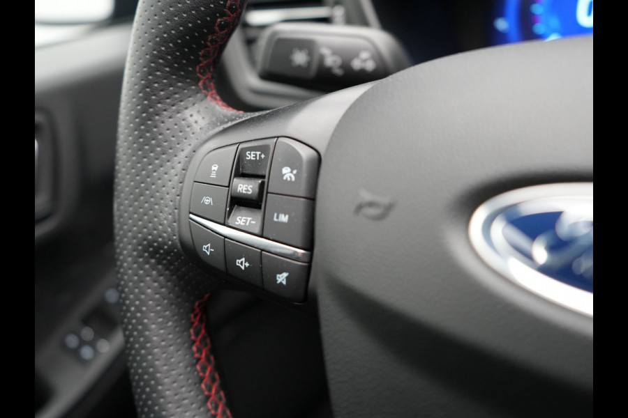 Ford Kuga 2.5 ST-Line Plug In Hybrid 225pk PHEV | Panodak | Adaptive Cruise | 360 Camera | Head Up | Virutal | Apple Carplay | Stuurverwarming | Sfeerverlichting |