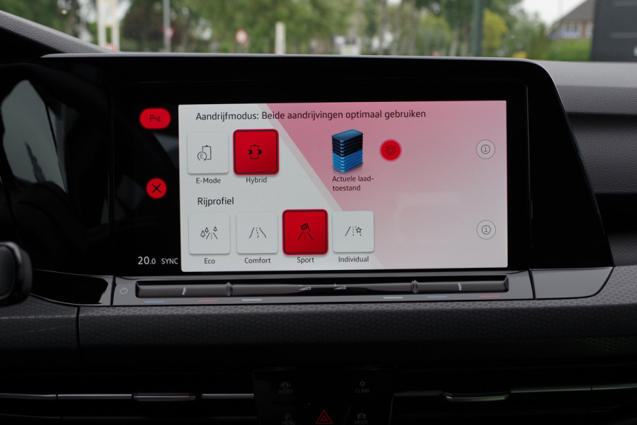 Volkswagen Golf 1.4 eHybrid GTE 245 PK PHEV, Carplay, Navigatie, Adap. Cruise Control, Kuipstoelen