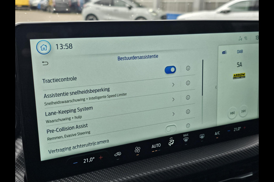 Ford Kuga 2.5 PHEV ST-Line | Ford Voorraad | Incl €4000,- Korting | Technology Pack | Wegklapbare Trekhaak | Led | Camera |