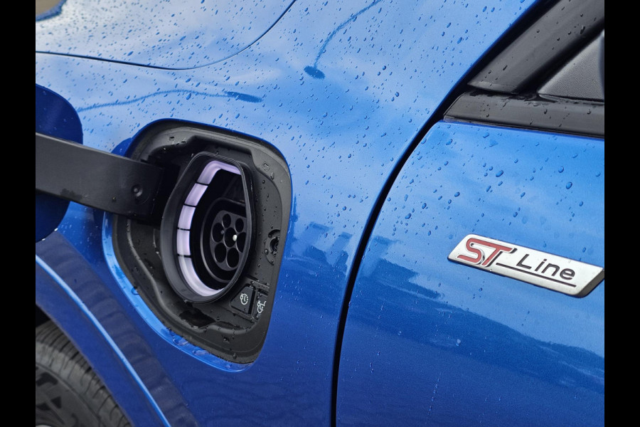 Ford Kuga 2.5 PHEV ST-Line | Ford Voorraad | Incl €4000,- Korting | Technology Pack | Wegklapbare Trekhaak | Led | Camera |
