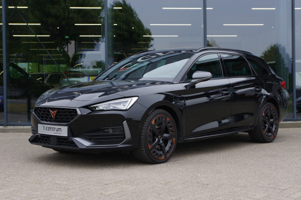CUPRA Leon Sportstourer 1.4 e-Hybrid 245 PK VZ Copper Edition PHEV, Panoramadak, Camera, 19" LM, Adap. Cruise Control, Carplay