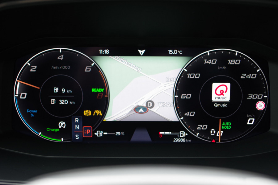 CUPRA Leon Sportstourer 1.4 e-Hybrid 245 PK VZ Copper Edition PHEV, Panoramadak, Camera, 19" LM, Adap. Cruise Control, Carplay