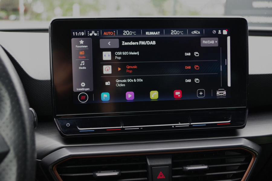 CUPRA Leon Sportstourer 1.4 e-Hybrid 245 PK VZ Copper Edition PHEV, Panoramadak, Camera, 19" LM, Adap. Cruise Control, Carplay