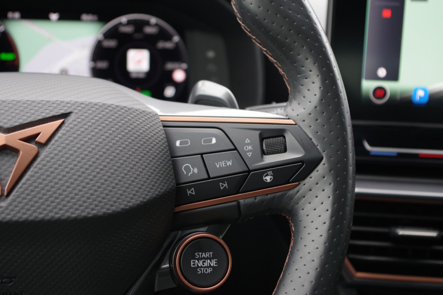 CUPRA Leon Sportstourer 1.4 e-Hybrid 245 PK VZ Copper Edition PHEV, Panoramadak, Camera, 19" LM, Adap. Cruise Control, Carplay