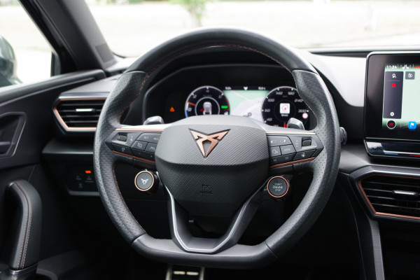 CUPRA Leon Sportstourer 1.4 e-Hybrid 245 PK VZ Copper Edition PHEV, Panoramadak, Camera, 19" LM, Adap. Cruise Control, Carplay
