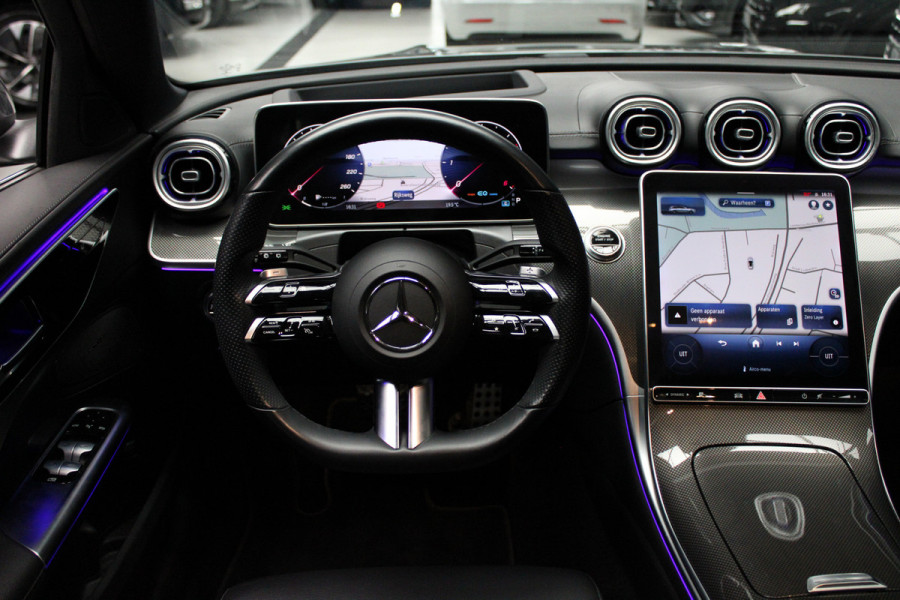 Mercedes-Benz C-Klasse Estate 220d AMG Panodak Leer Navi HUD 360° Massagestoelen PTS Distronic Plus Elektr. achterklep BTW auto