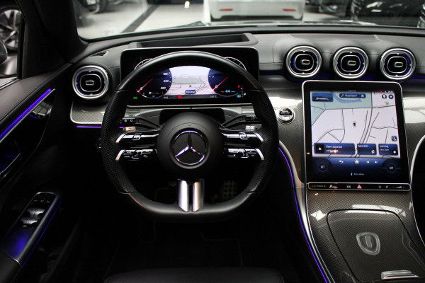 Mercedes-Benz C-Klasse Estate 220d AMG Panodak Leer Navi HUD 360° Massagestoelen PTS Distronic Plus Elektr. achterklep BTW auto