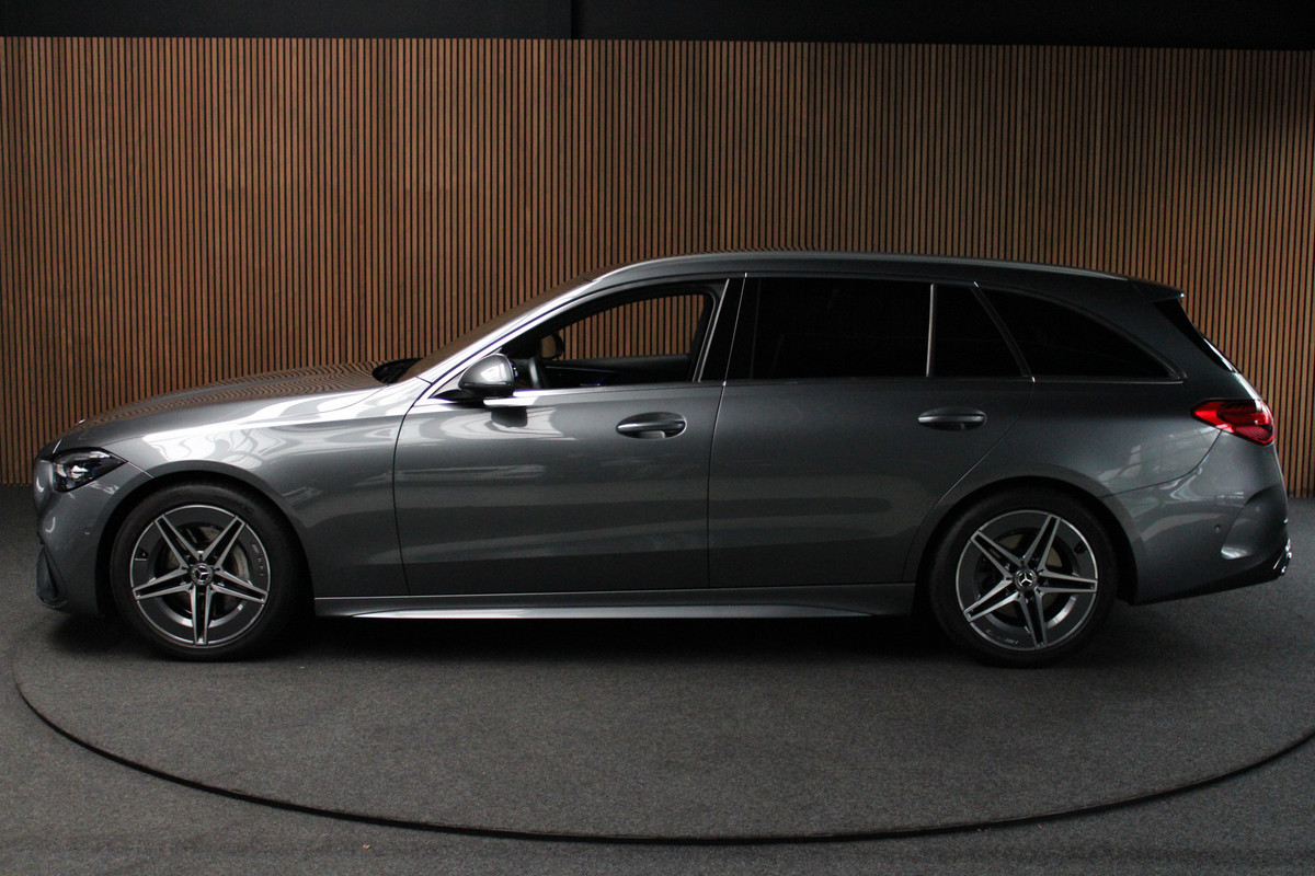 Mercedes-Benz C-Klasse Estate 220d AMG Panodak Leer Navi HUD 360° Massagestoelen PTS Distronic Plus Elektr. achterklep BTW auto Mercedes-Benz C-Klasse Estate 220d AMG Panodak Leer Navi HUD 360° Massagestoelen PTS Distronic Plus Elektr. achterklep BTW auto