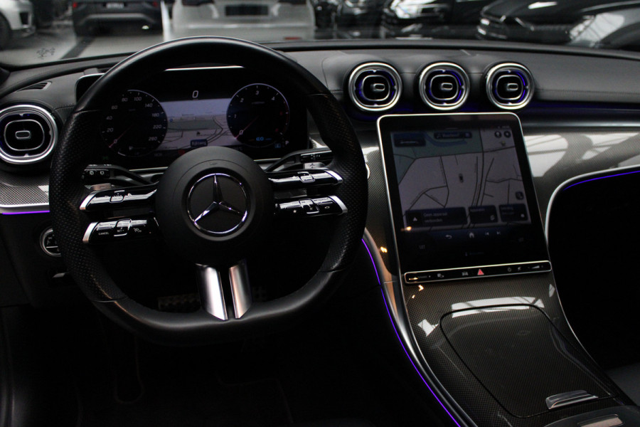 Mercedes-Benz C-Klasse Estate 220d AMG Panodak Leer Navi HUD 360° Massagestoelen PTS Distronic Plus Elektr. achterklep BTW auto