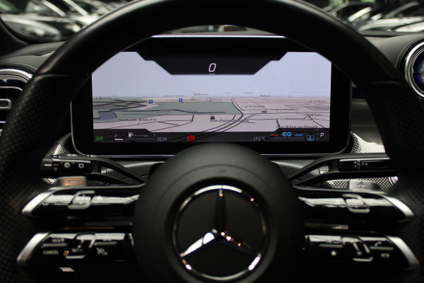 Mercedes-Benz C-Klasse Estate 220d AMG Panodak Leer Navi HUD 360° Massagestoelen PTS Distronic Plus Elektr. achterklep BTW auto