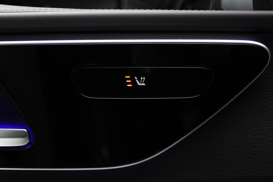 Mercedes-Benz C-Klasse Estate 220d AMG Panodak Leer Navi HUD 360° Massagestoelen PTS Distronic Plus Elektr. achterklep BTW auto