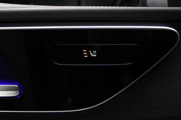 Mercedes-Benz C-Klasse Estate 220d AMG Panodak Leer Navi HUD 360° Massagestoelen PTS Distronic Plus Elektr. achterklep BTW auto