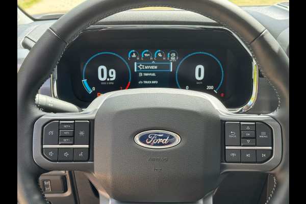 Ford USA F-150 3.5L V6 Lariat full-spec!