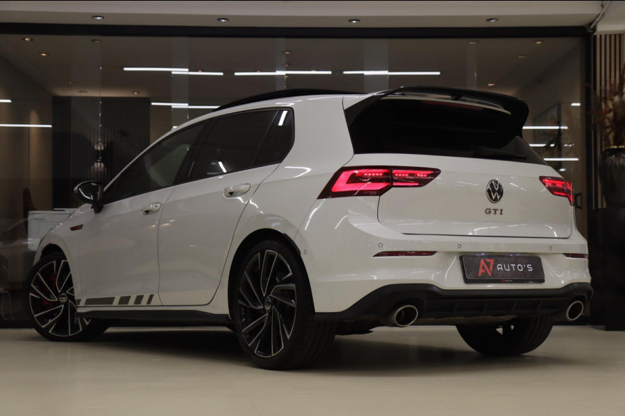 Volkswagen Golf 2.0 TSI GTI CLUBSPORT NURBERG /PANO/IQ-LIGHT/KEYLES/HUD/HK/VOL