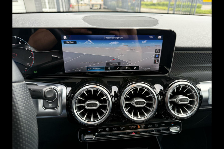 Mercedes-Benz Glb 200 AMG PAMORAMADAK
