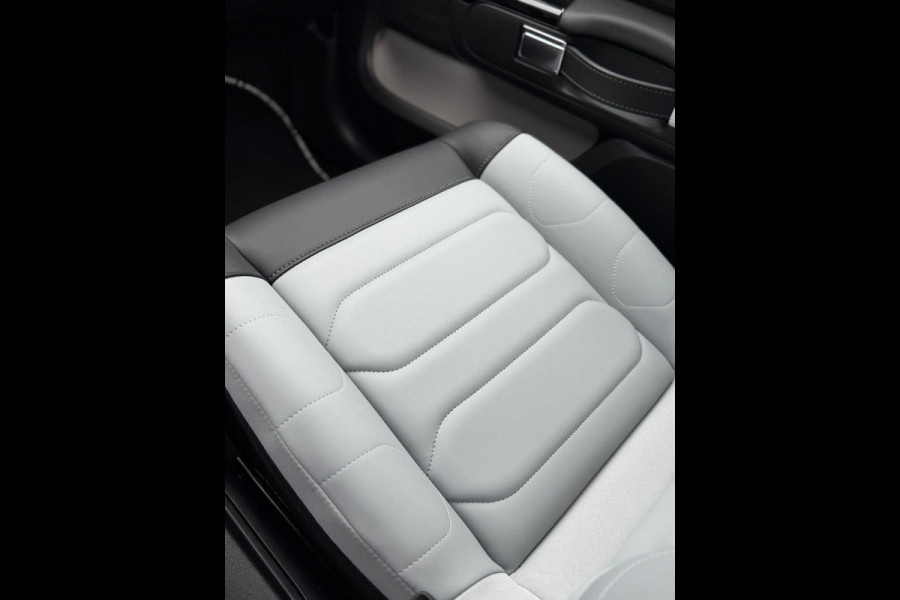 Citroën C3 1.2 PureTech ELLE Edition Camera Leder Automaat