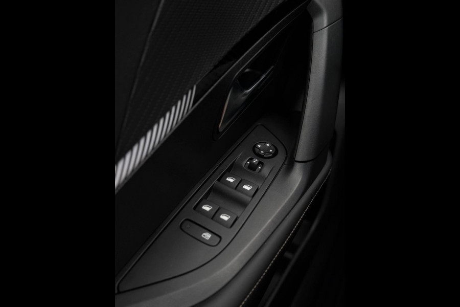 Peugeot 2008 1.2 PureTech 130 Allure 360° Camera Facelift model