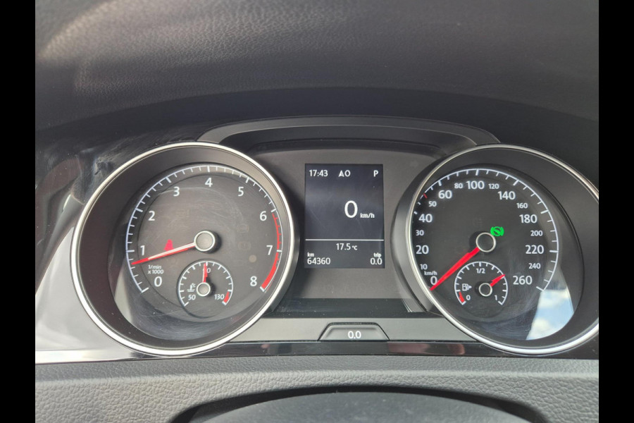Volkswagen Golf 1.5 TSI Highline DSG-7 Navi, Clima, Cruise, LED