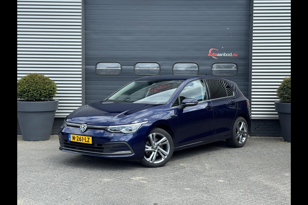Volkswagen Golf 1.5 TSI Style | Adaptive Cruise Control | Head-Up Display | Massage | DAB | Parkeersensoren |