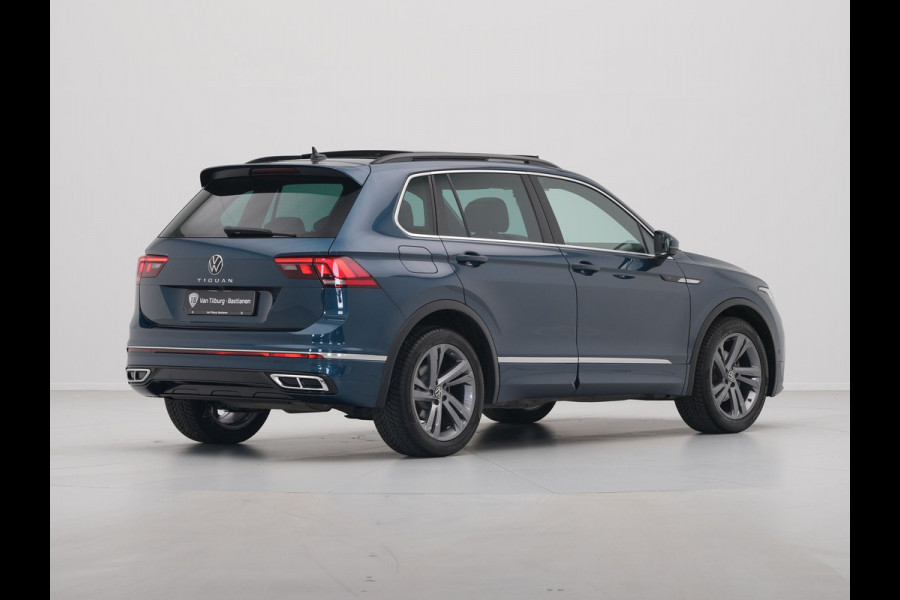 Volkswagen Tiguan 1.5 TSI 150pk DSG R-Line Panorama Camera Matrix Led Clima Carplay
