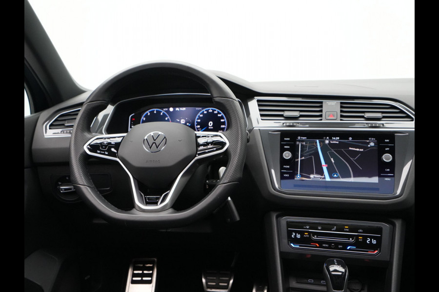 Volkswagen Tiguan 1.5 TSI 150pk DSG R-Line Panorama Camera Matrix Led Clima Carplay